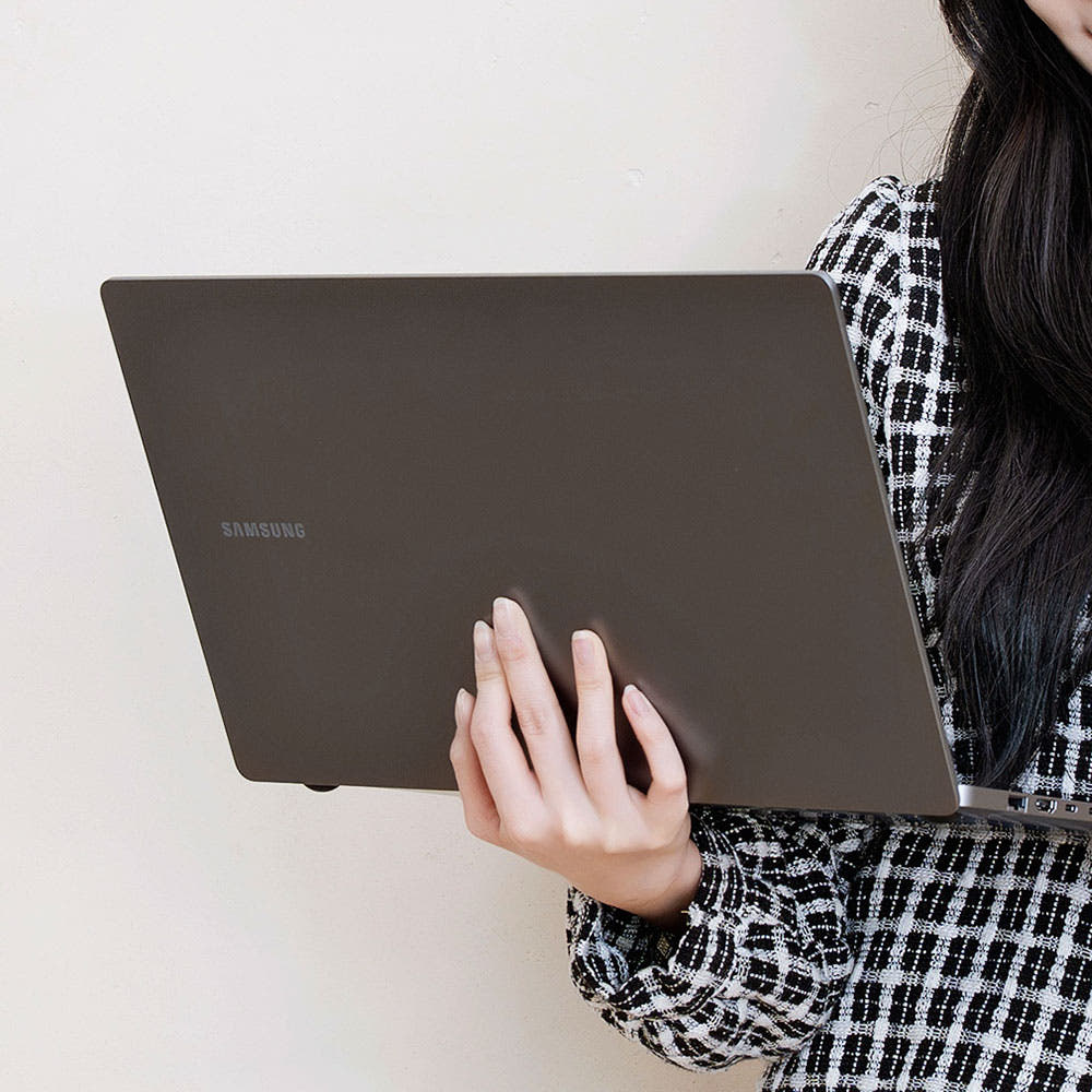 갤럭시북4 디스플레이 상세 컷