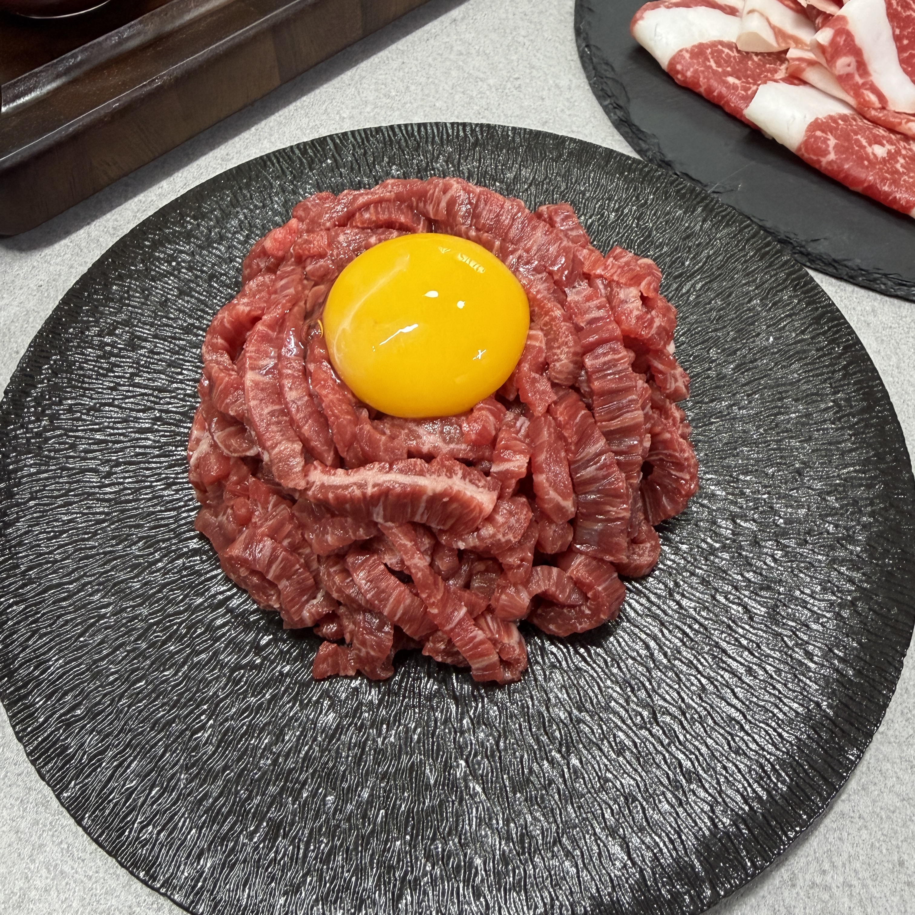 횡성한우 차돌육회쌈 한우육회 술안주 한끼식사 홈파티 초신선 소고기 1+등급, 400g, 1개 - 상세 이미지 5