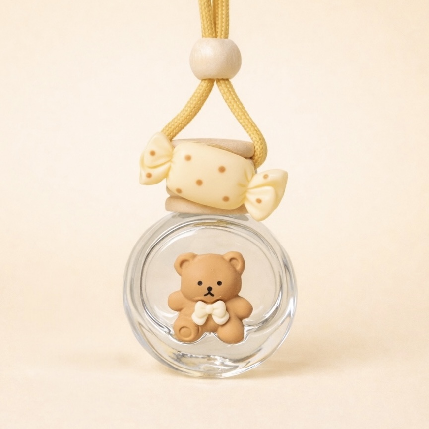 (걸이형) 차량방향제 공병 사탕을 좋아하는 아기곰, 10ml, 1개 - 상품 이미지