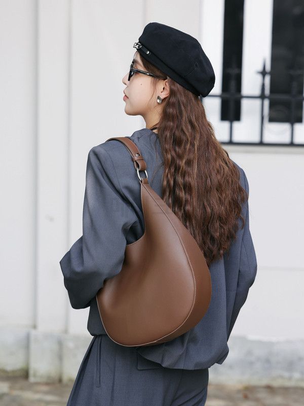 메이크픽 천연소가죽 숄더백 호보백 반달모양 가방 직장인 출근용 하객룩 코디 간결한 미니멀백 - 상세 이미지 3