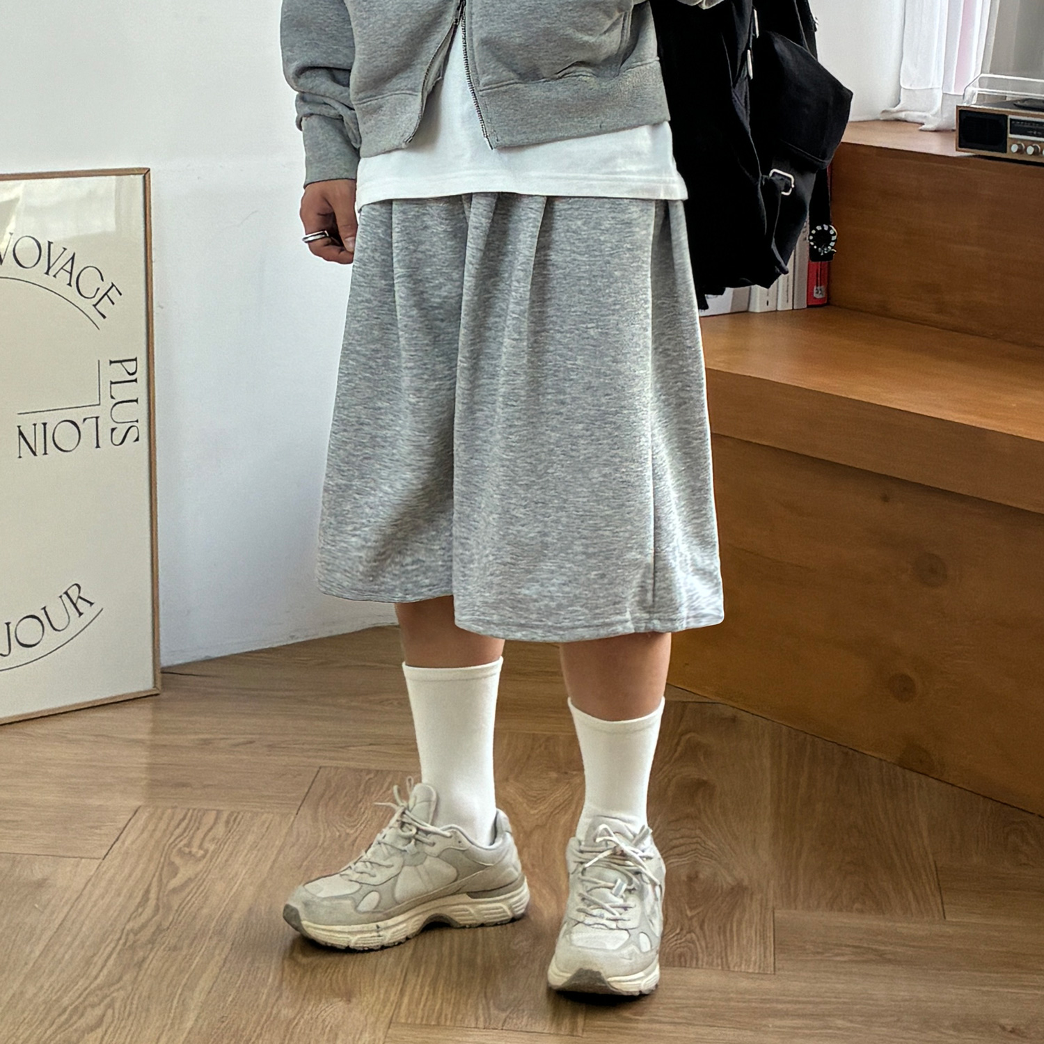 1+1 남자 버뮤다팬츠 반바지 7부 와이드 오버핏 상품 이미지