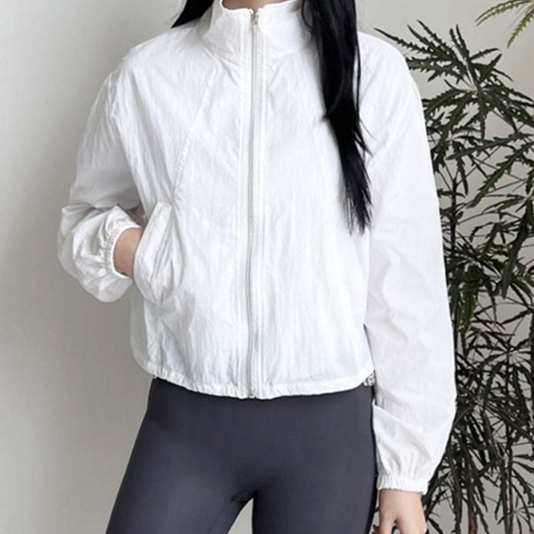 루즈핏 여성 바람막이 점퍼 데일리 경량 점퍼 간절기 아노락 자켓 트레이닝 윈드브레이커 후드 - 상품 이미지