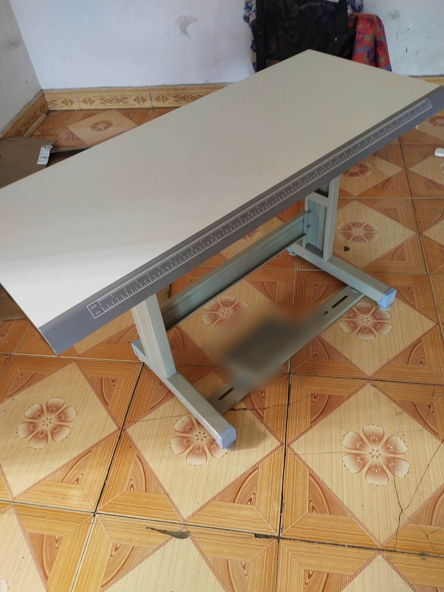 산업용 재봉틀 거치대 견고한 철제프레임 두꺼운 목재 상판 원단 재단 천 롤작업 눈금자 홀 없음 테이블 프레임 세트 - 상세 이미지 4