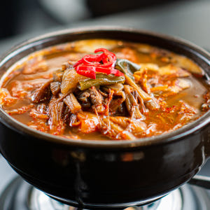 소고기 육개장 600g 양지 간편식 국밥 밀키트 얼큰 국물요리 맛있게 먹은 솔직 후기 - 상품 이미지 3
