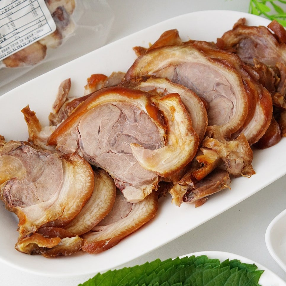 삼형제고기 흑마늘 순살 족발 250g 1팩 제로당 돼지 슬라이스 무뼈 상품 이미지