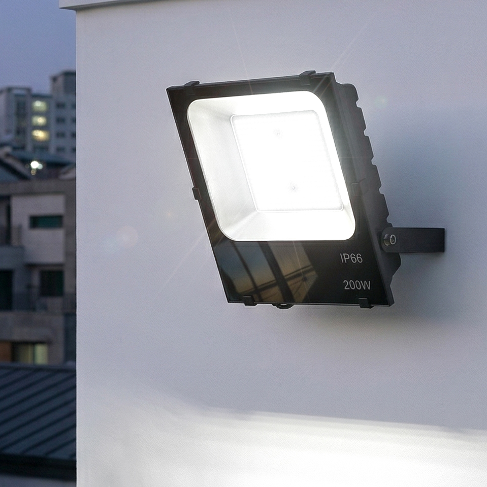 국산 고출력 사각 투광등 AC 150W LED 투광기 건물 보안등 외등 경관조명 벽등 - 상세 이미지 4