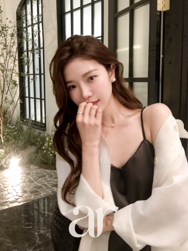 (국내제작) 실키 레이스 레이어드 슬리브리스 미니 원피스 op16354