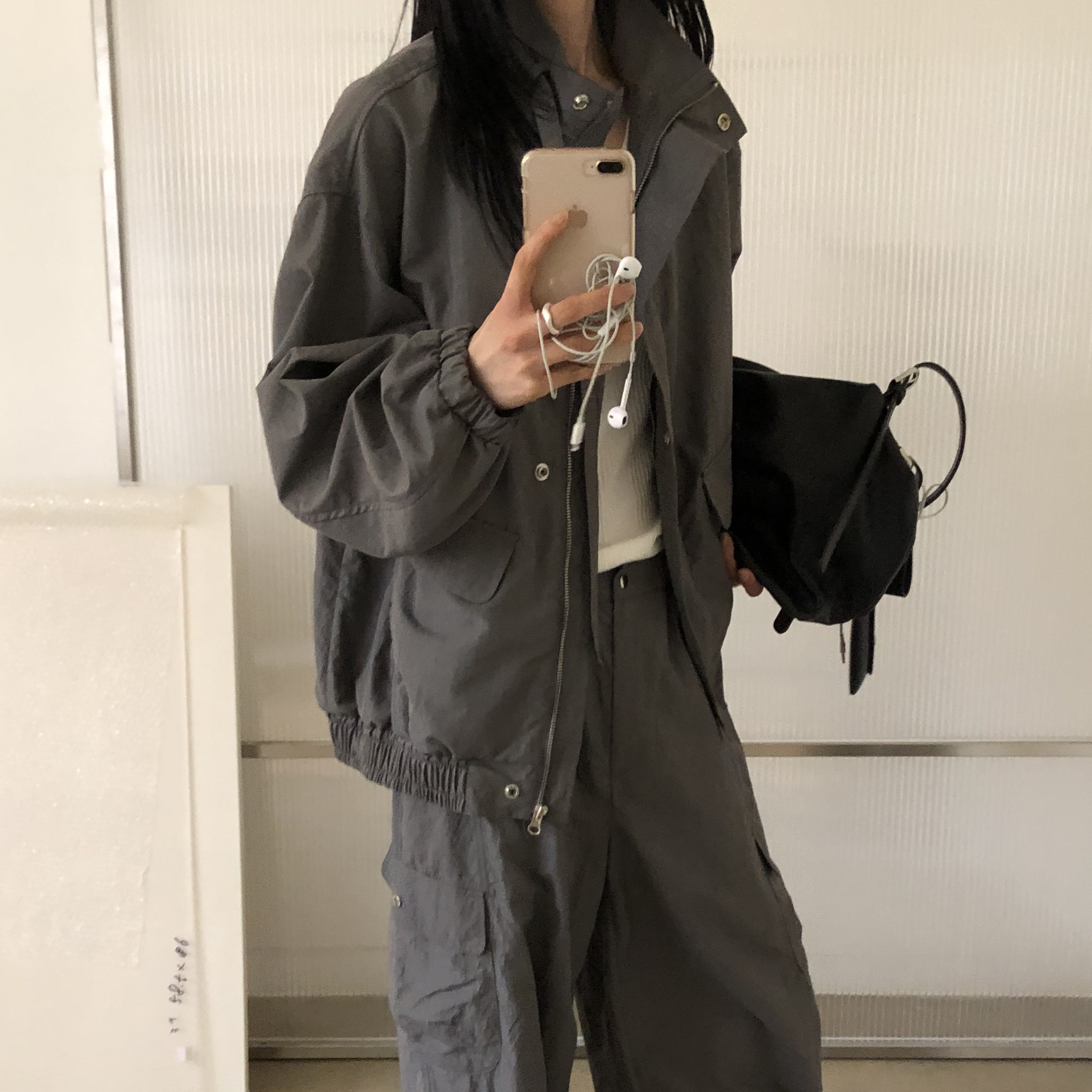 여성 스탠딩카라 나일론 점퍼 봄 간절기 블루종 바람막이 - 상품 이미지