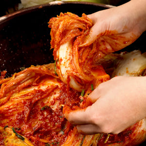 참가득 35년 원조 배추김치 10kg 국산 100% 포기김치 주문 맛있게 먹은 솔직 후기 - 상품 이미지 2