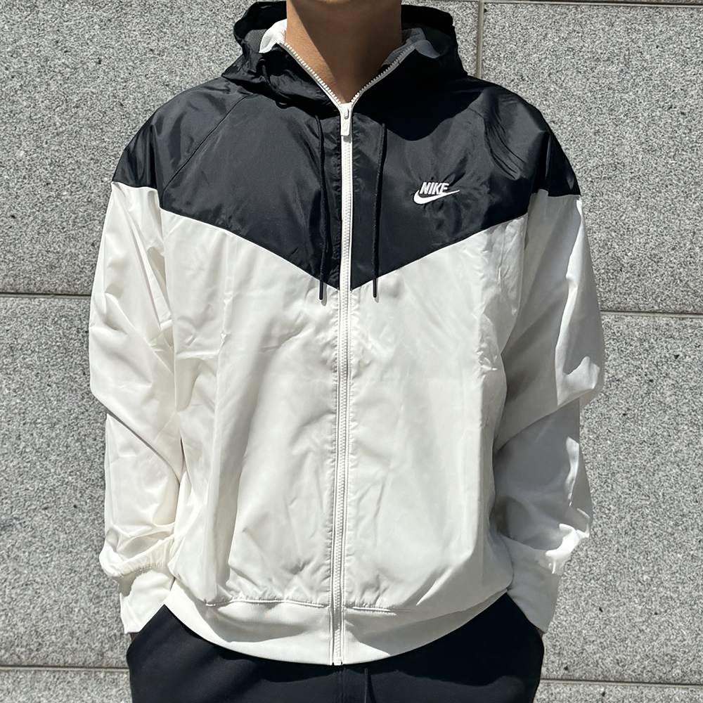 나이키 우븐 윈드러너 바람막이 자켓 화이트 블랙 DA0002 - 상품 이미지