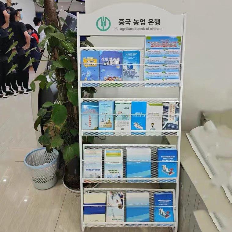 카달로그 매거진랙 철제 거치대 진열대 잡지꽂이 리플릿 블랙 팜플렛 폴딩 스탠드 - 상세 이미지 5