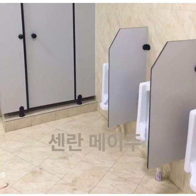 화장실 칸막이 남성용 소변기 스크린 파티션 가림막 공중시설 브라켓 - 상세 이미지 3