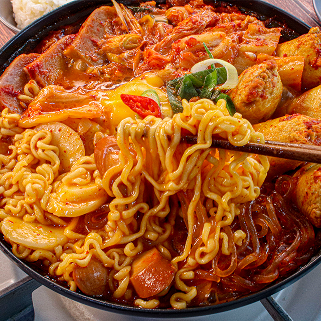 햄가득 푸짐 의정부 정순옥 부대찌개 햄폭탄 (2인분,라면사리포함) 이미지 6