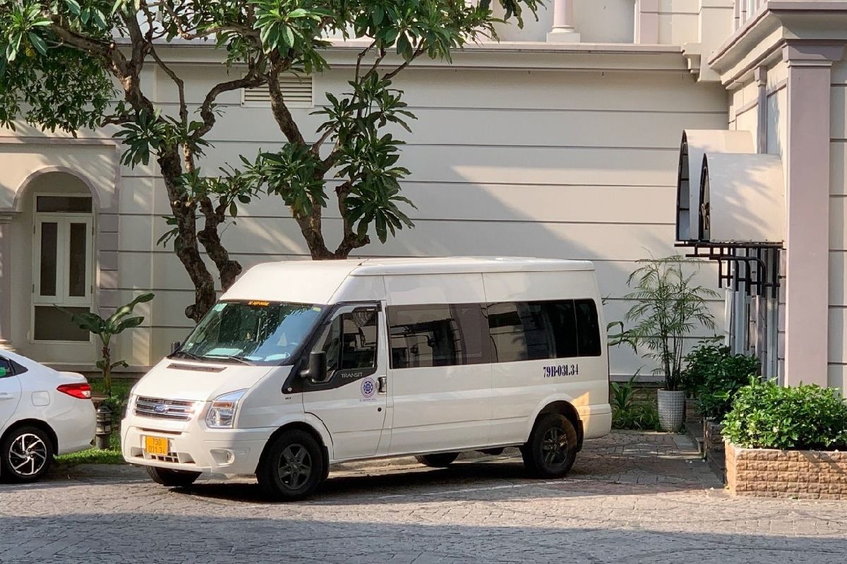 [한국인 전용] 나트랑 깜란 공항 픽업 드랍 편도 단독 렌트카 (기사 포함, 짐보관 무료) - 상품 이미지