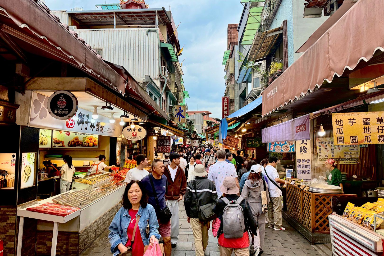 양명산 티엔라이 온천 호텔 & 진산(금산) 명소 당일치기 투어 이미지 8