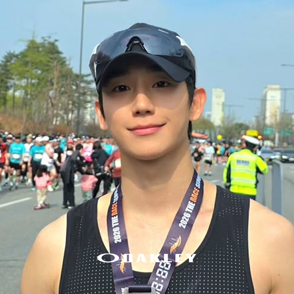 오클리 이브이제로 패스 아시안핏 OO9313-06 변색 주야간 스포츠 초경량 고글 선글라스 - 상세 이미지 2