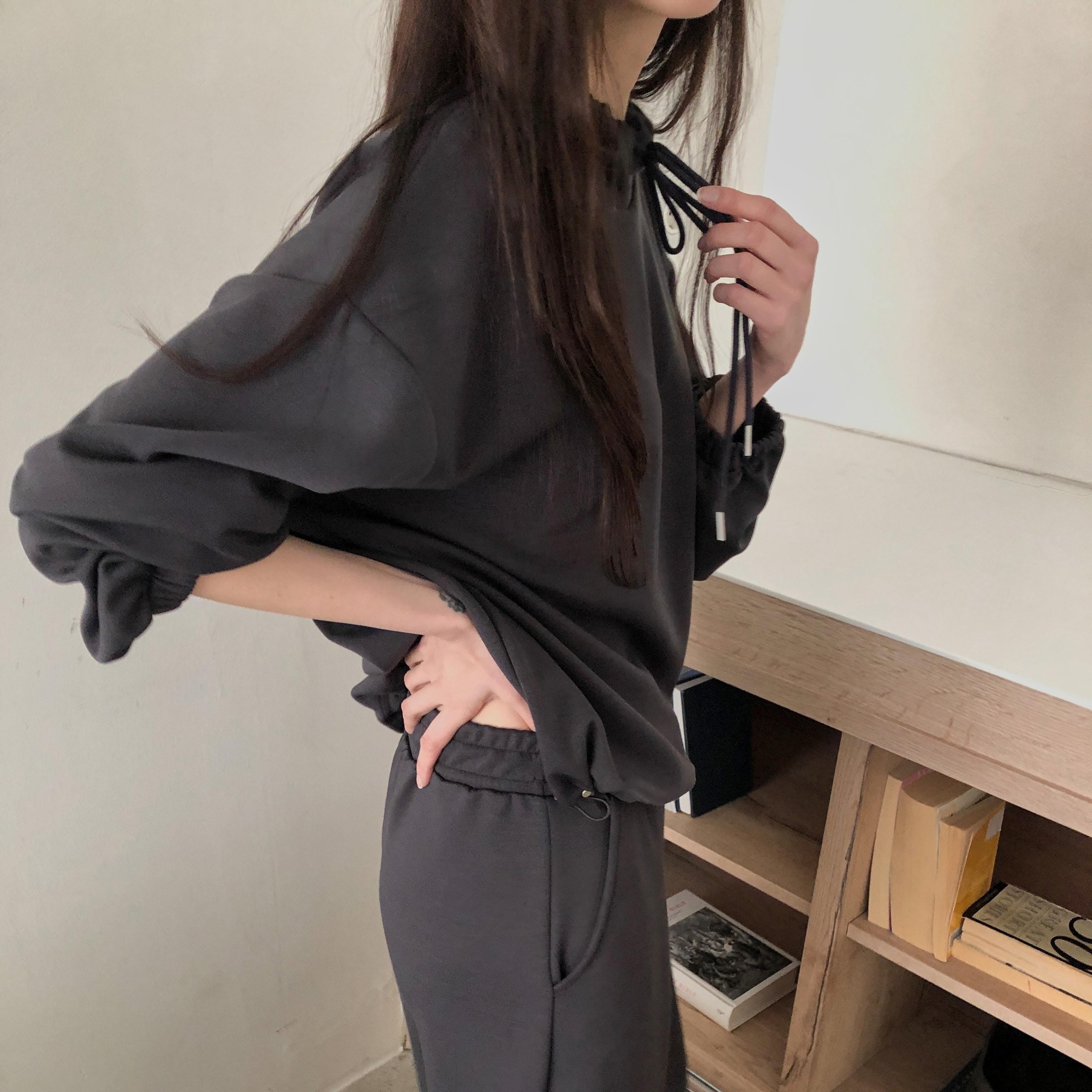 여성 H라인 롱스커트 링클프리 데일리룩 이지웨어 트레이닝복 원마일웨어 뒤트임 밴딩 치마 이미지 8