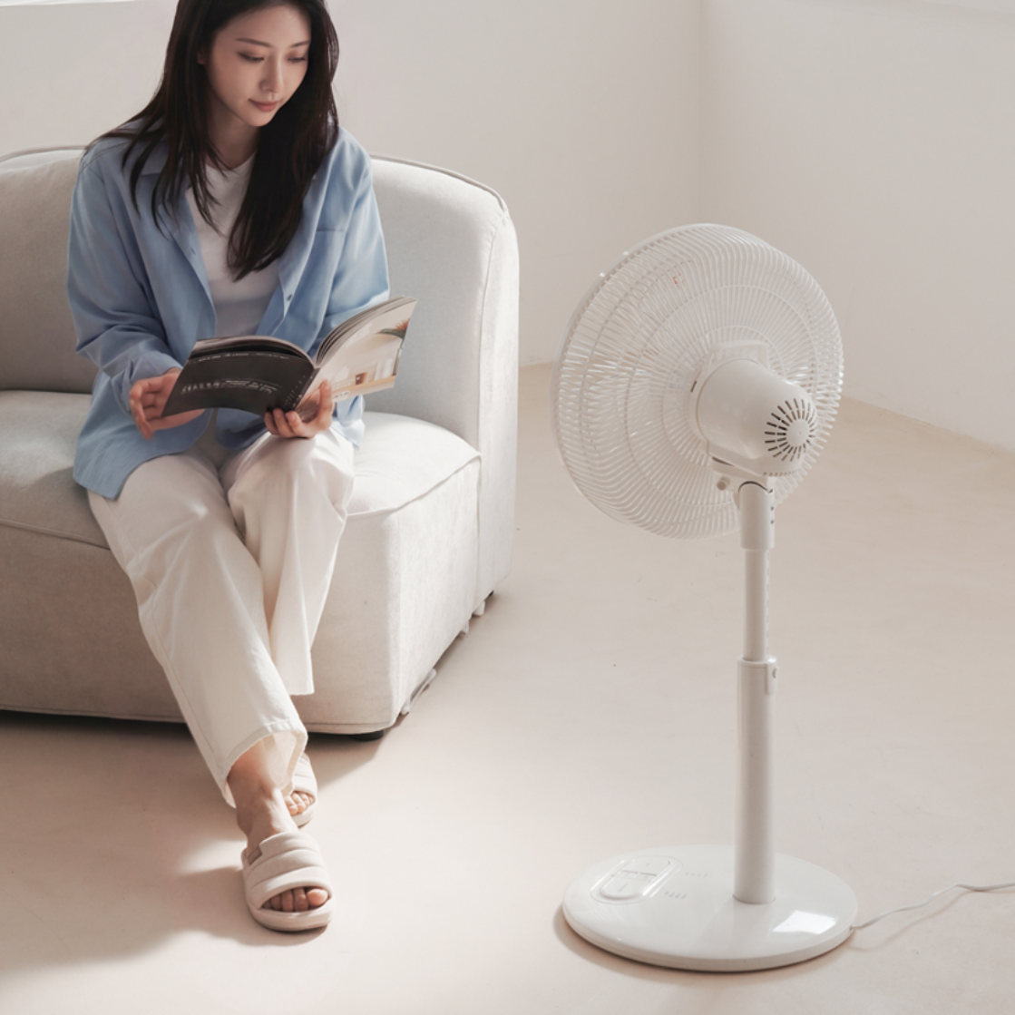 한경희 풋스위치 선풍기 아기 선풍기 안방 화이트 사무실용 선풍기 - 상품 이미지
