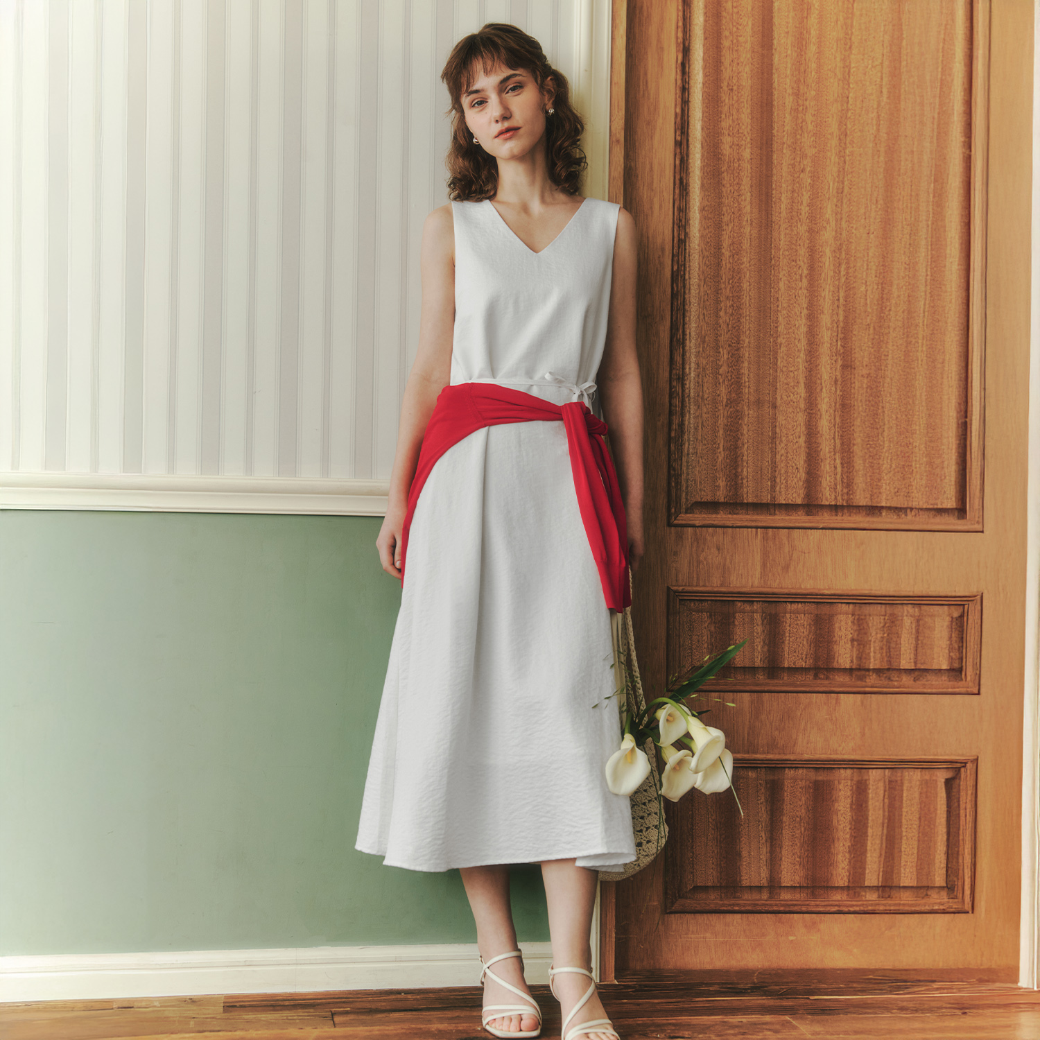 [제로스트릿] 슬리브리스 브이넥 원피스 SLEEVELESS V-NECK ONE-PIECE / IVORY