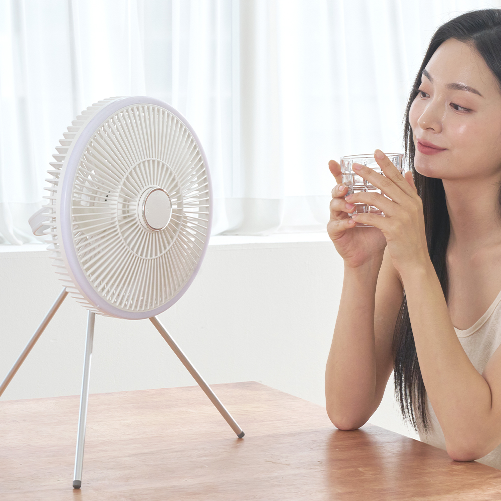 비바 아리 무소음 BLDC 7엽날개 무선 선풍기 LED조명 캠핑 거실 사무실