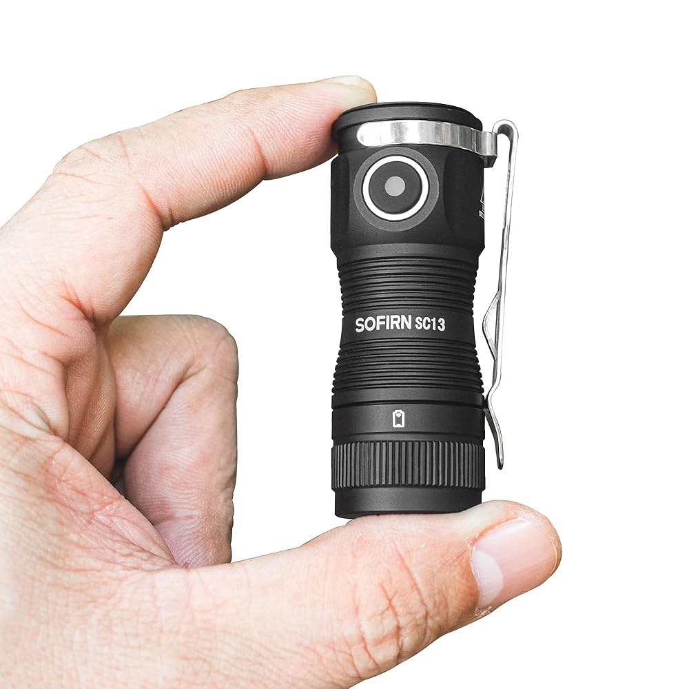 Sofirn LED 소형 손전등 USB C 충전식, SC13 밝은 1300루멘 EDC 키 체인 손전등, IPX8 방수, 휴대용 링 미니 손전등으로 일상적인 캠핑 하이킹을 즐길 수 - 상품 이미지