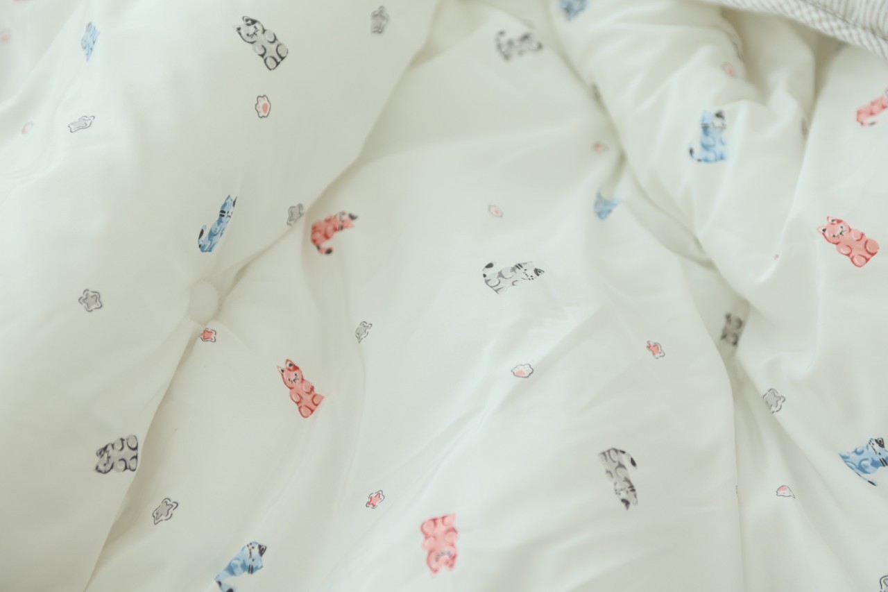 국산 소재 콜라겐 피부가 편안한 부드러운 호텔 화이트 간절기 이불 S 단품 160x210 - 상세 이미지 2