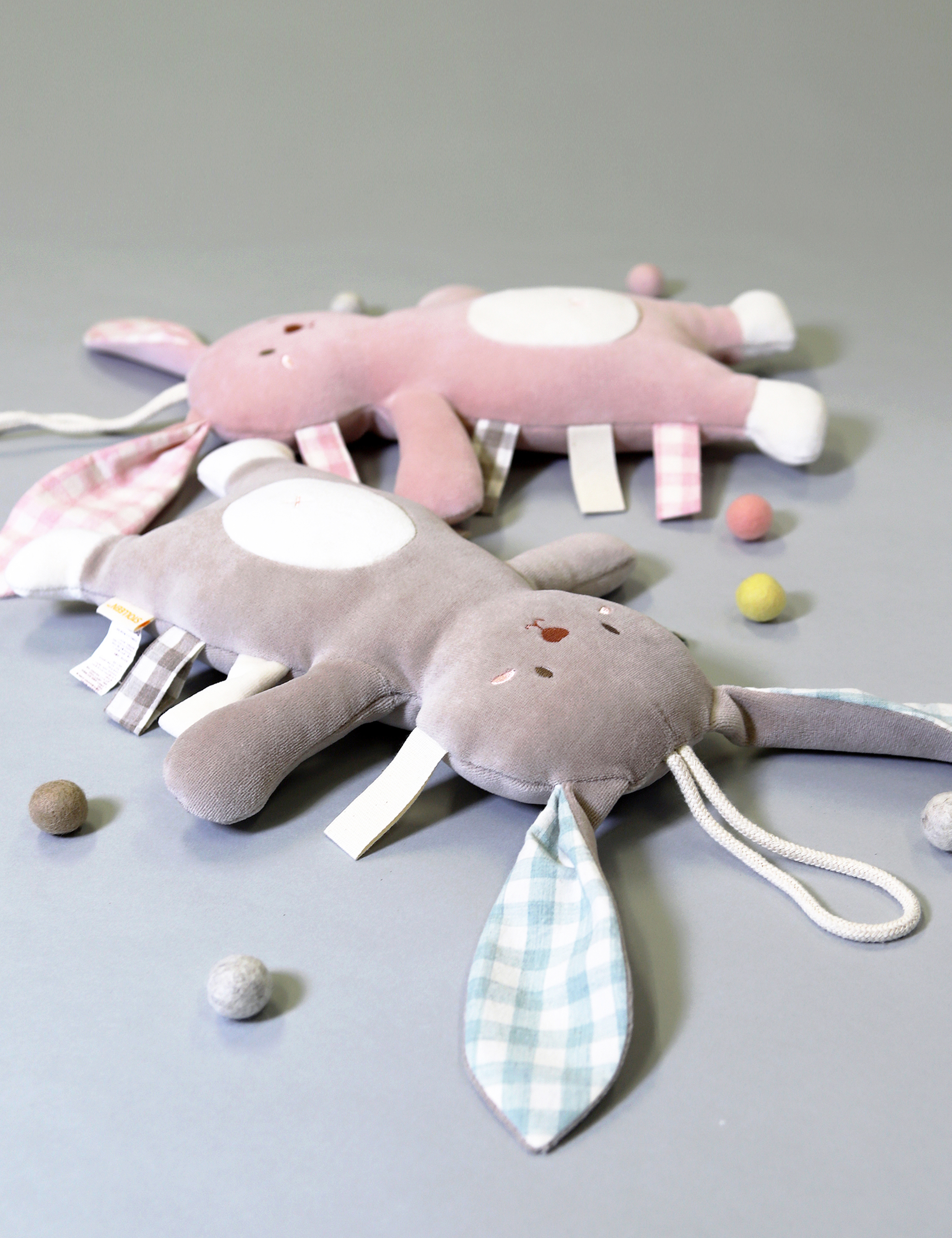슈톨렌 멜로우 태그 토끼 애착인형 신생아 아기 택인형 촉감자극 출산 선물 (30cm) - 상품 이미지