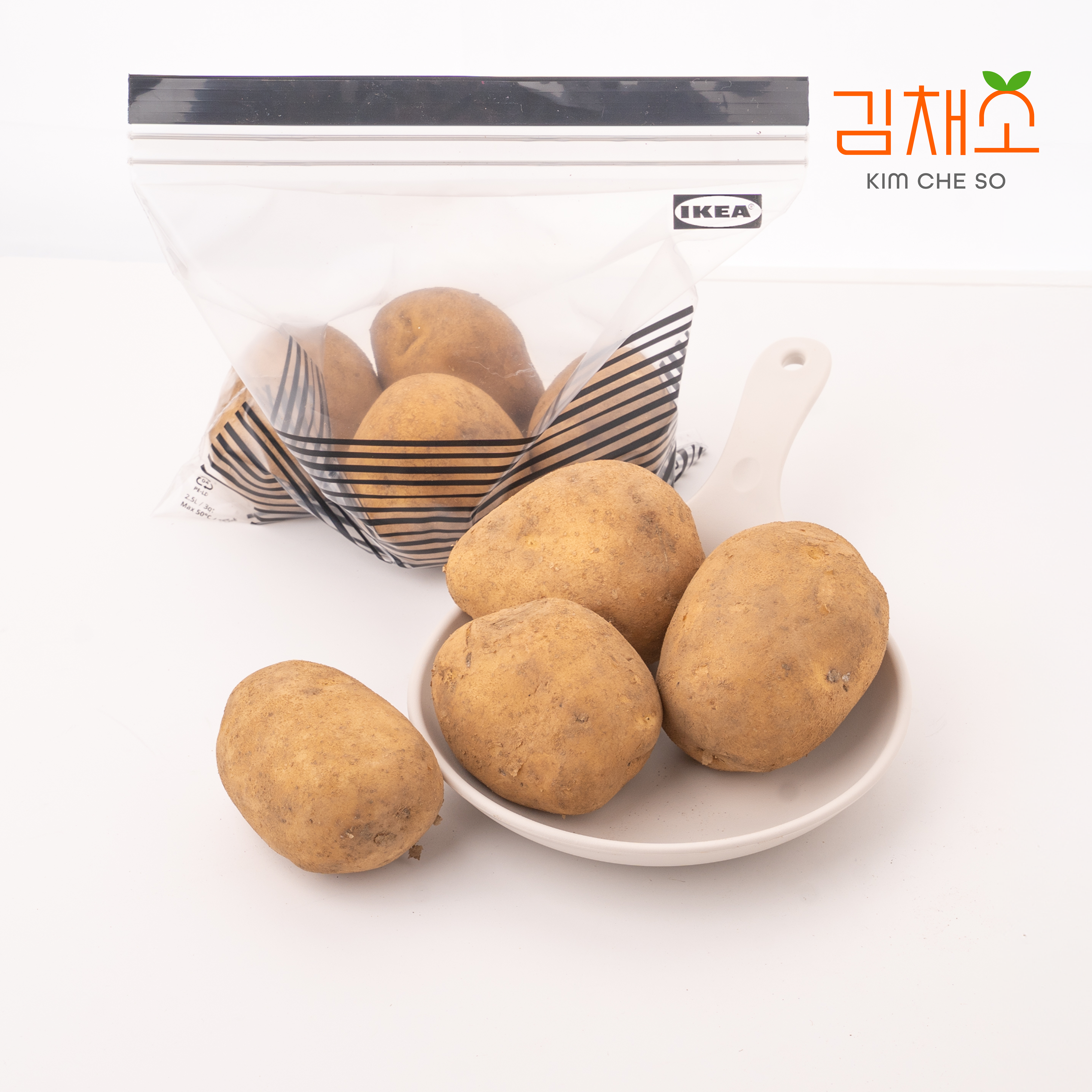 김채소 산지직송 국내산 포슬포슬 부드러운 감자 특, 1kg, 1개 - 상품 이미지