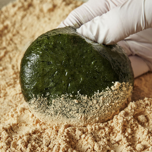30년 전통 쑥인절미 해풍쑥떡 쑥떡 영양떡 1kg + 콩고물 150g