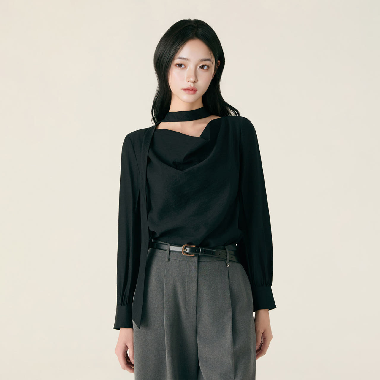 [N배송] 로엠 카울넥 타이 블라우스 RMBLG23R13 이미지 2