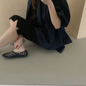 바스켓 위드 블라우스 반팔 5부 벌룬 플레어 퍼프 셔링 밴딩 오프숄더 탑... 착용 후기 | 사이즈/핏 총정리 - 상품 이미지 4