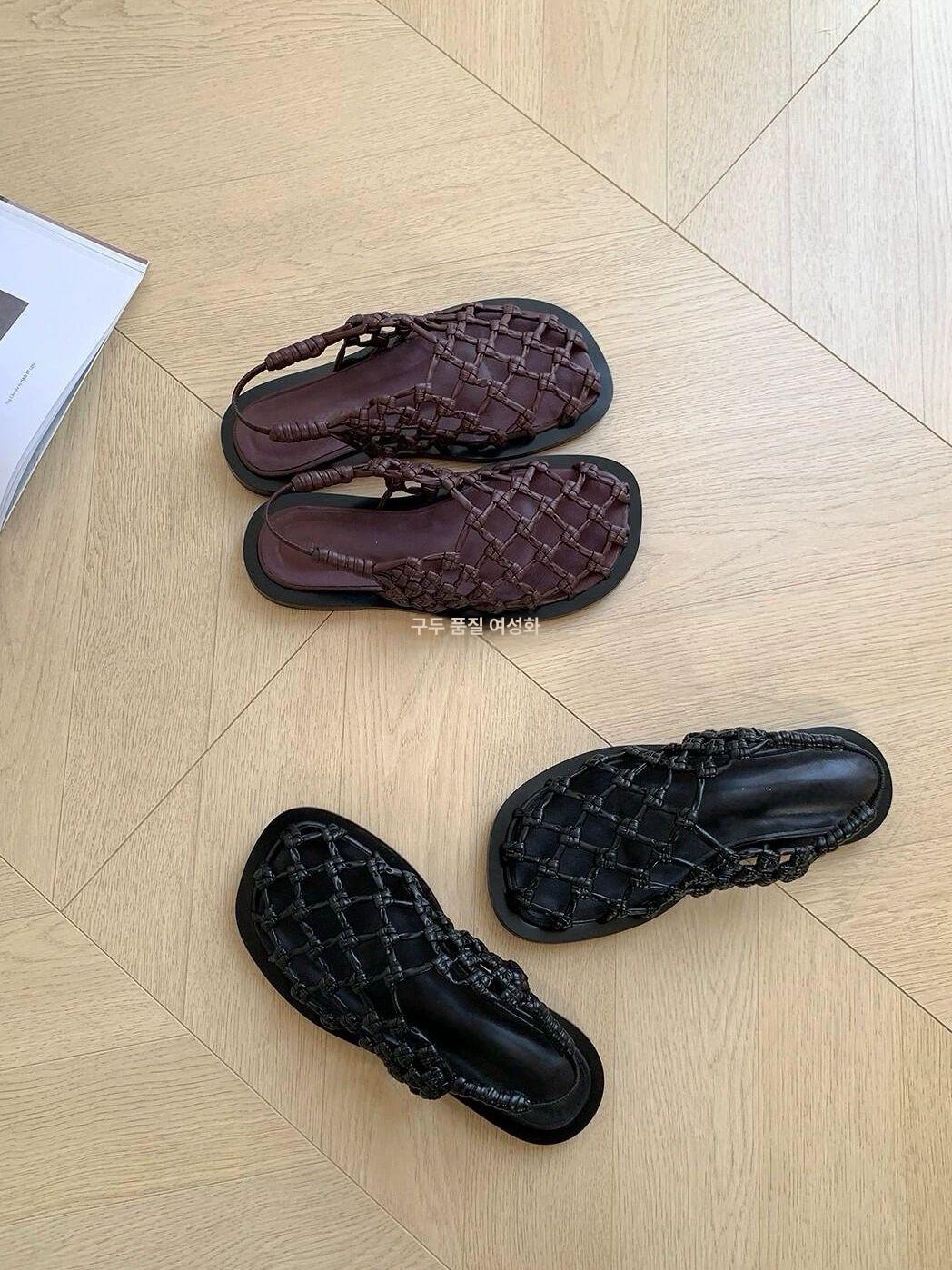 여성 망사 샌들 통풍 비치 슈즈 펀칭 플랫 신발 여름 시원한 밴딩 스트랩 해변용 - 상세 이미지 3