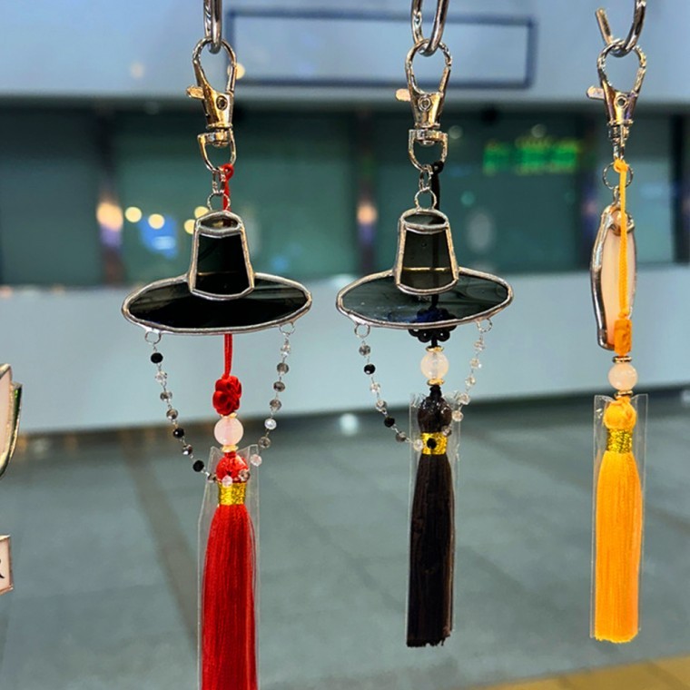한국 전통 갓 키링 감성 자개 굿즈 한국기념품 외국인선물 행운 열쇠고리 - 상품 이미지