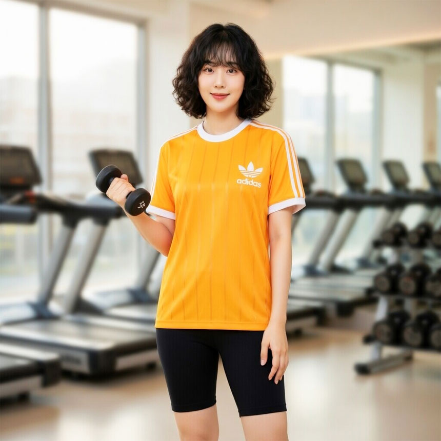 아디다스 오리지널스 삼선 핀 스트라이프 여성 반팔 티셔츠 IY7223 - 상세 이미지 2