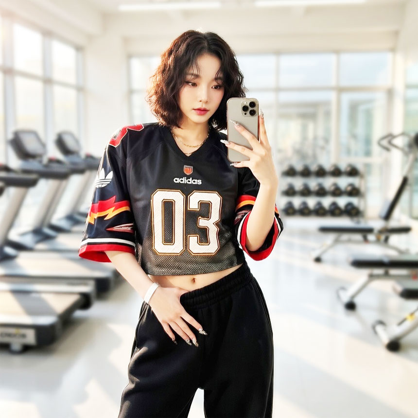 아디다스 여자 반팔 저지 오리지널스 아딜레니움 풋볼 그래픽 티셔츠 JX9217(블랙), S - 상세 이미지 5