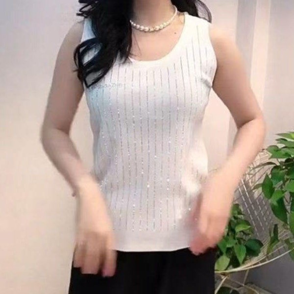 1+1 스팽글 스트라이프 나시 민소매 반짝이 슬리브리스 - 상세 이미지 2