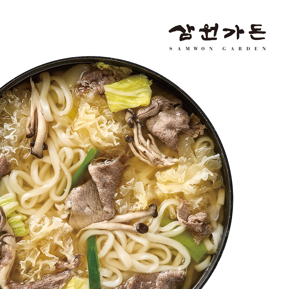 [삼원가든] 백목이버섯 소고기 칼국수 전골 1,140g - 상품 이미지