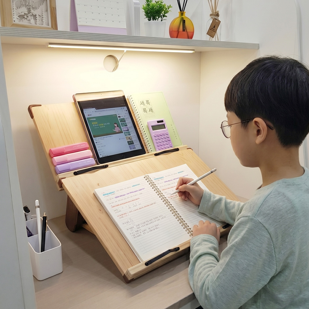 위즈 2단독서대 루미40 필기겸용 항균 책거치대 원목 책받침대 눈높이 북스탠드 - 메인 이미지