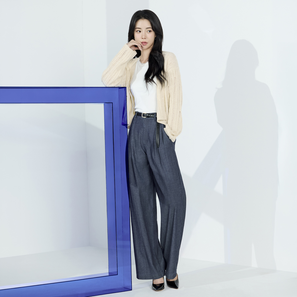 더엣지 26SS 린넨혼방 스트레치 턱 팬츠 - 상품 이미지