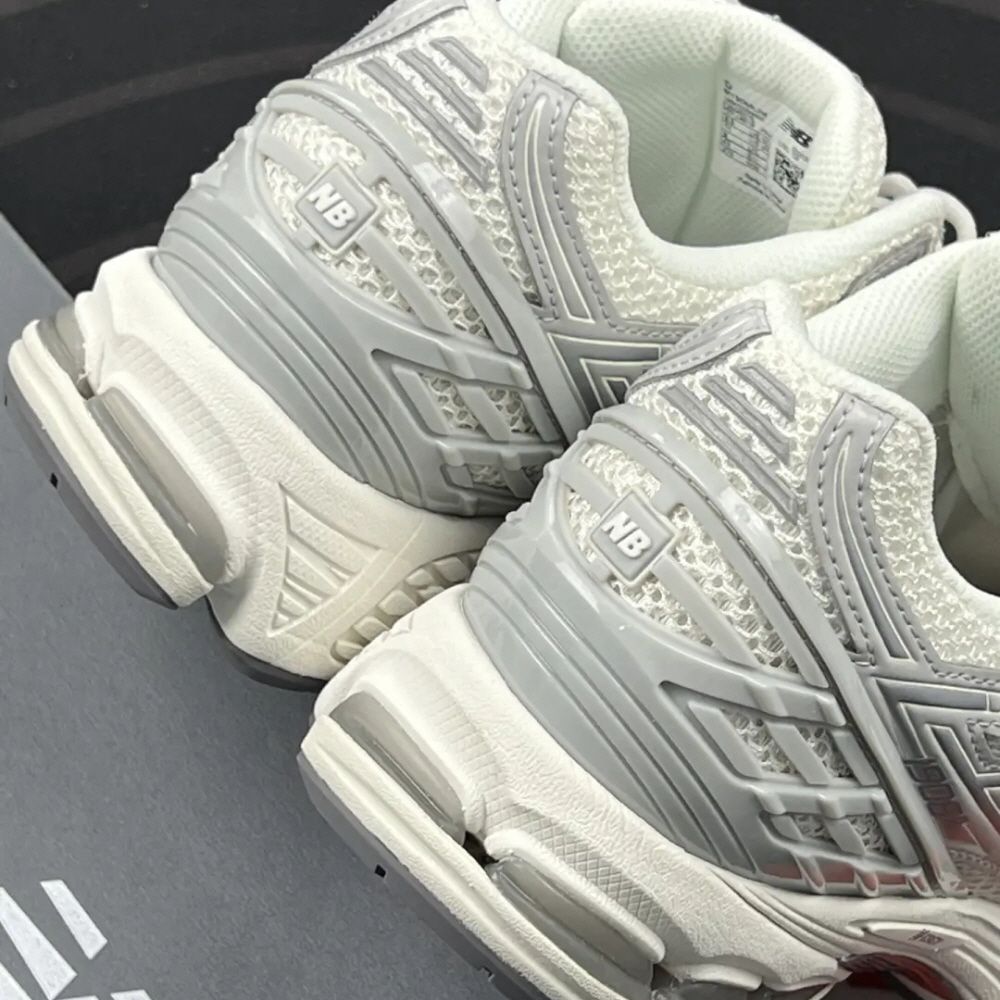 뉴발란스 1906R 남녀공용 스니커즈 크림 화이트 실버 M1906RJM 이미지 7