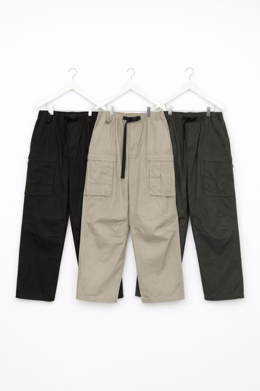 세_가지_컬러의_카고_팬츠.png