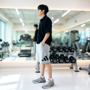 아디다스 라운드 플리스 트레이닝 와이드 버뮤다 팬츠 반바지 그레이(JE8... 착용 후기 | 사이즈/핏 총정리 - 상품 이미지 4