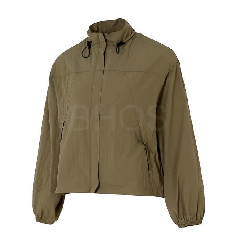 언더아머 APAC Urban OD Windbreaker 재킷 여성