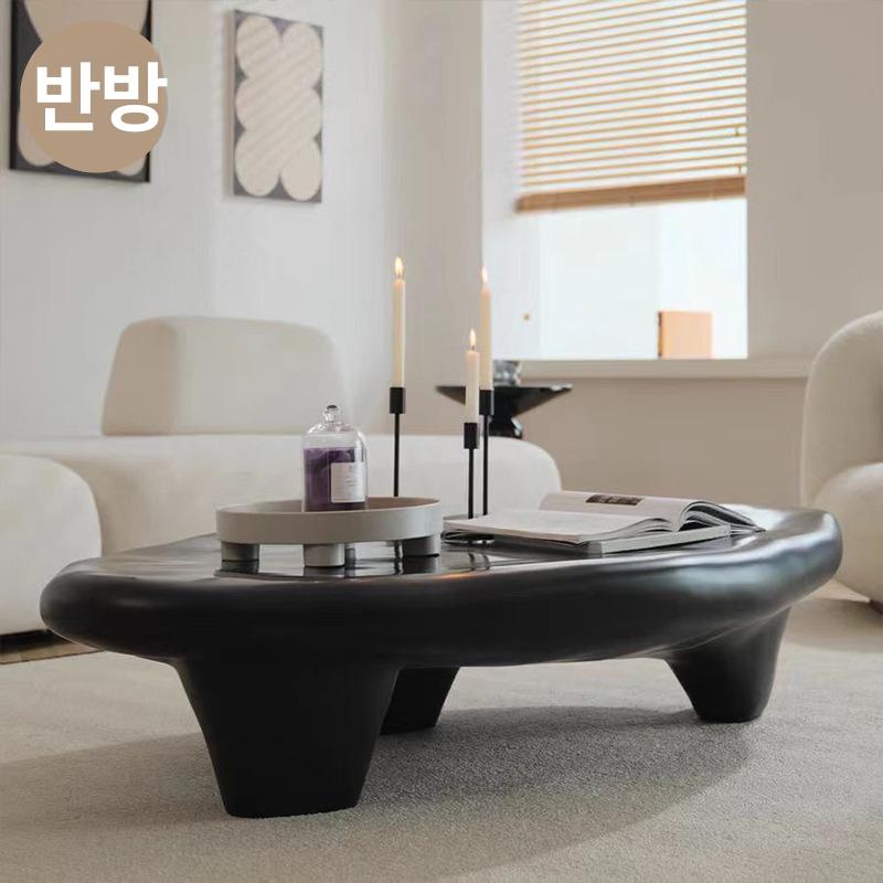 거실 좌식 티테이블 카페 쇼룸 인테리어 감성적인 유기적 곡선 스톤 모던 무광 블랙 묵직한 블랙 텍스처드 - 상품 이미지