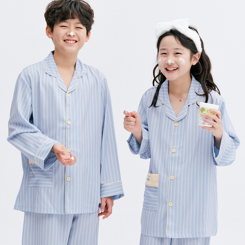 [엠엠즈] 블루시 실크핏 키즈 긴팔 파자마 주니어 오픈 잠옷 상하세트 - 상품 이미지