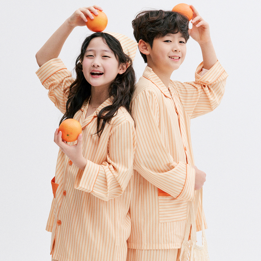 [엠엠즈] 써니글로우 실크핏 키즈 긴팔 파자마 주니어 오픈 잠옷 상하세트 - 상품 이미지