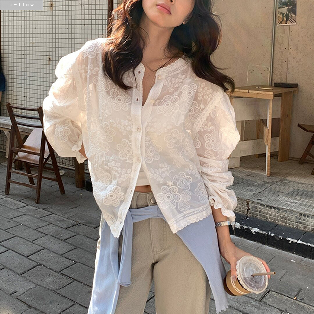 파틴 레이스자수 시스루 루즈핏 버튼 블라우스 1col 봄 여름 벌룬 아방 제이플로우 이미지 2