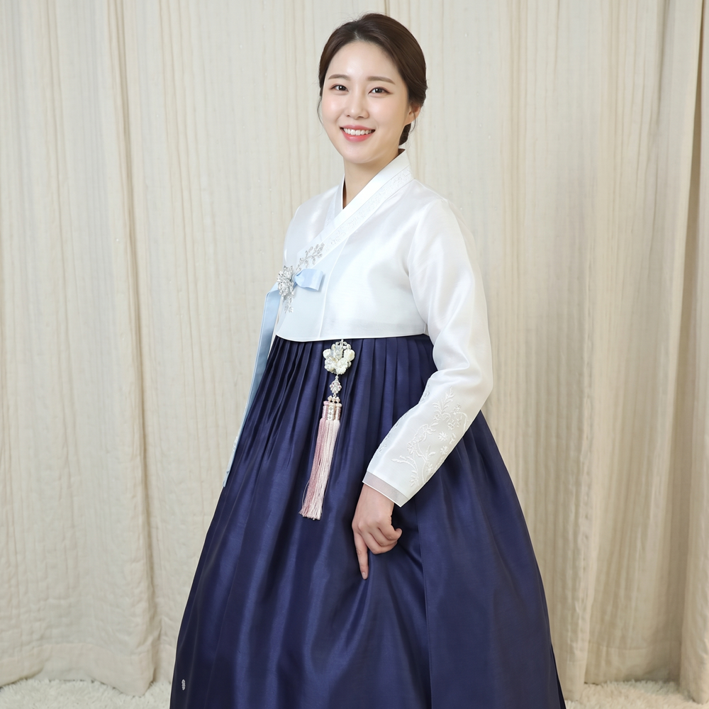 궁 한복대여 혼주 고급 여자 취임식 결혼식 하객 피로연 하객 47번 - 상품 이미지
