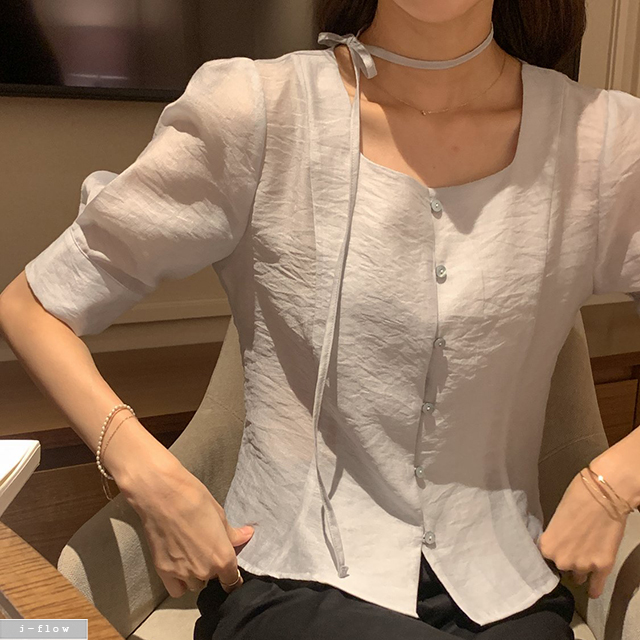 포닛 스퀘어넥 라인 크롭 블라우스 3col 여름 봄 스트랩 절개 5부소매 시스루 제이플로우 이미지 8