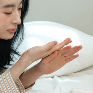문오피스 비건 니치퍼퓸 바디로션 히노끼 라벤더 살냄새향 250ml 솔직 후기 | 피부 타입별 분석 - 상품 이미지 4